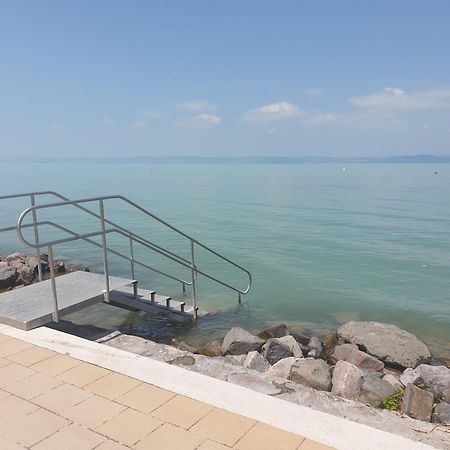 Balaton Lakeside Residence Siófok Buitenkant foto